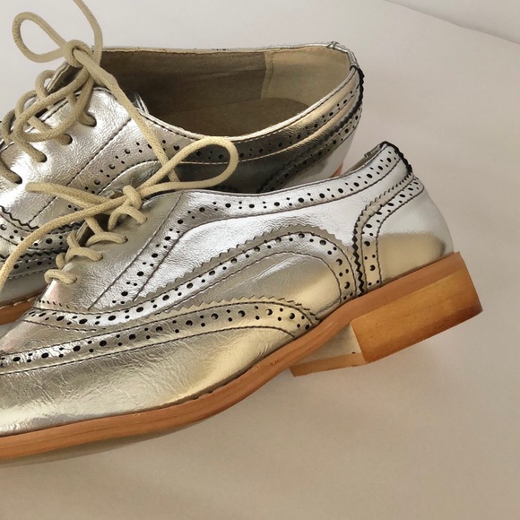 Wanted Wingtip Oxfords - Picture 5 of 8